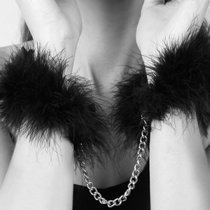Menottes en plumes Za Za Zu - Bijoux Indiscrets