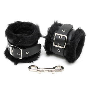 Menottes rembourrées en cuir & fourrure Noir - Rimba