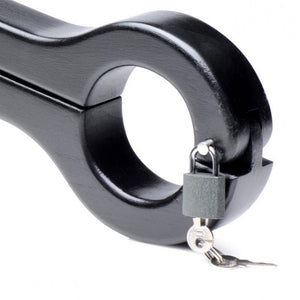 Tire testicules en bois - Scrotum Pillory