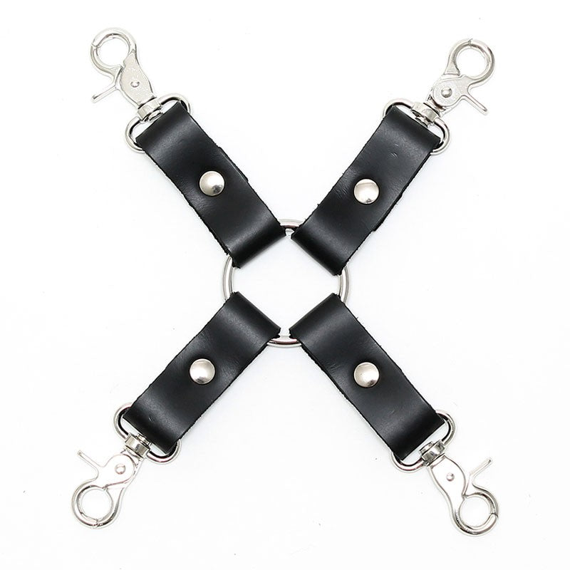 Croix BDSM en cuir pour attache - Rimba