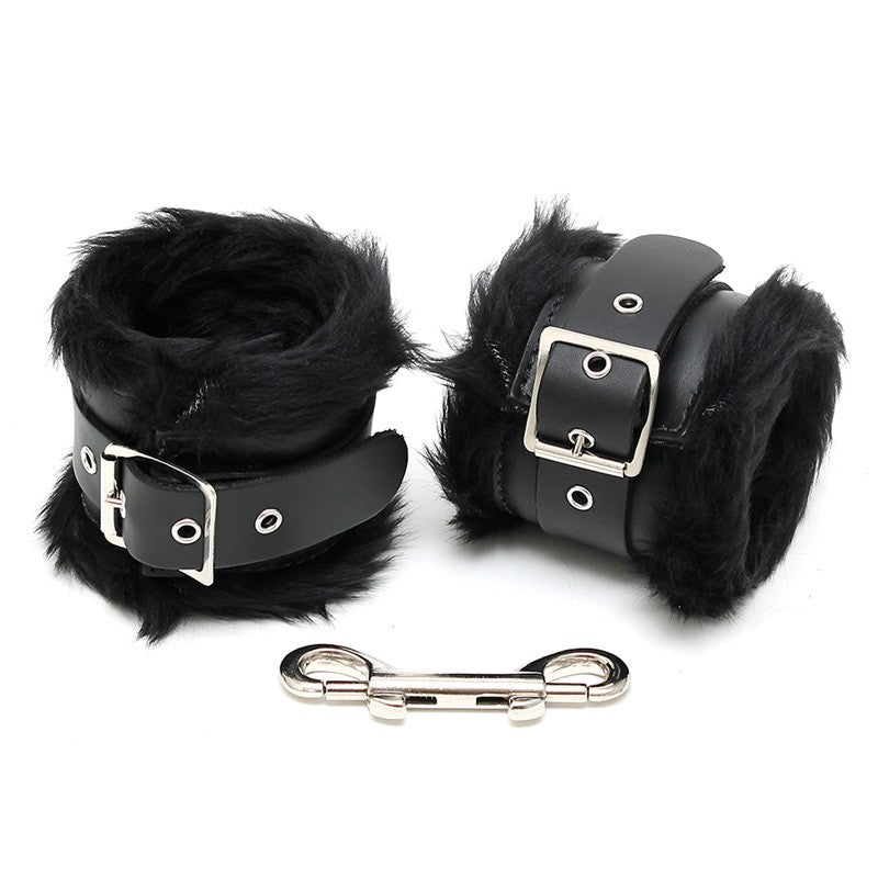 Menottes rembourrées en cuir & fourrure Noir - Rimba