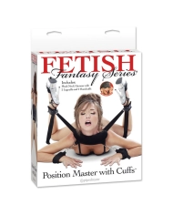 Harnais BDSM avec menottes 