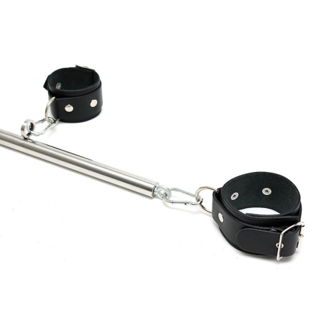 Adjustable spreader bar with 4 handcuffs - Rimba