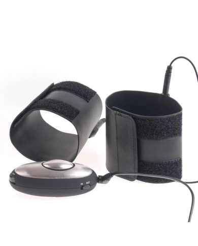 E-Stim Manette di pelliccia SM "Electro Touch Cuffs" - Shock Therapy E-Stim Manette di pelliccia SM "Electro Touch Cuffs" - Shock Therapy