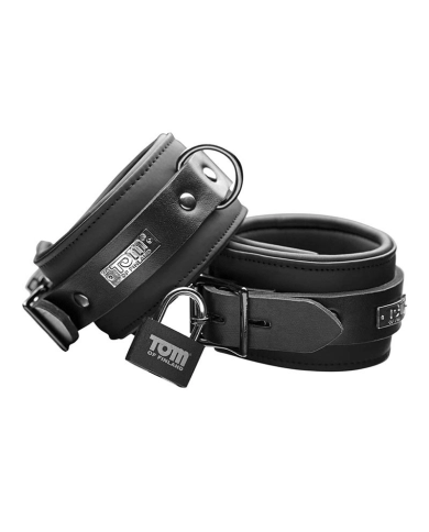 Secure neoprene wrist restraints - Tom of Finland Secure neoprene wrist restraints - Tom of Finland